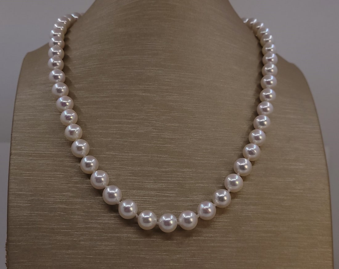 Necklace ALGT Certified Akoya Pearls - 6.6x7.4mm - 5