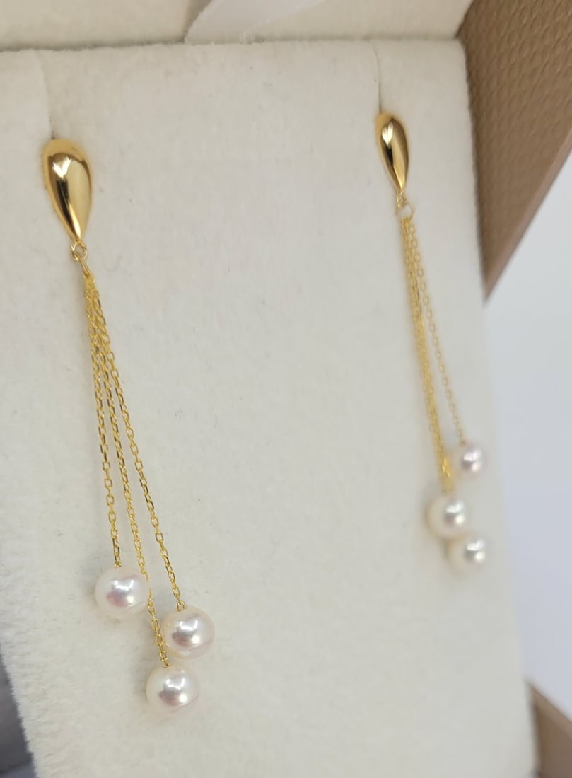 Earrings - 18 kt. Yellow gold - 5mm Akoya Pearls - 4