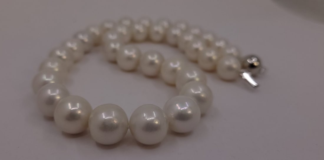 Necklace 11x13mm Round White Edison Pearls - 11