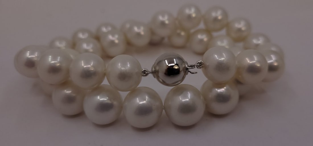 Necklace 11x13mm Round White Edison Pearls - 13