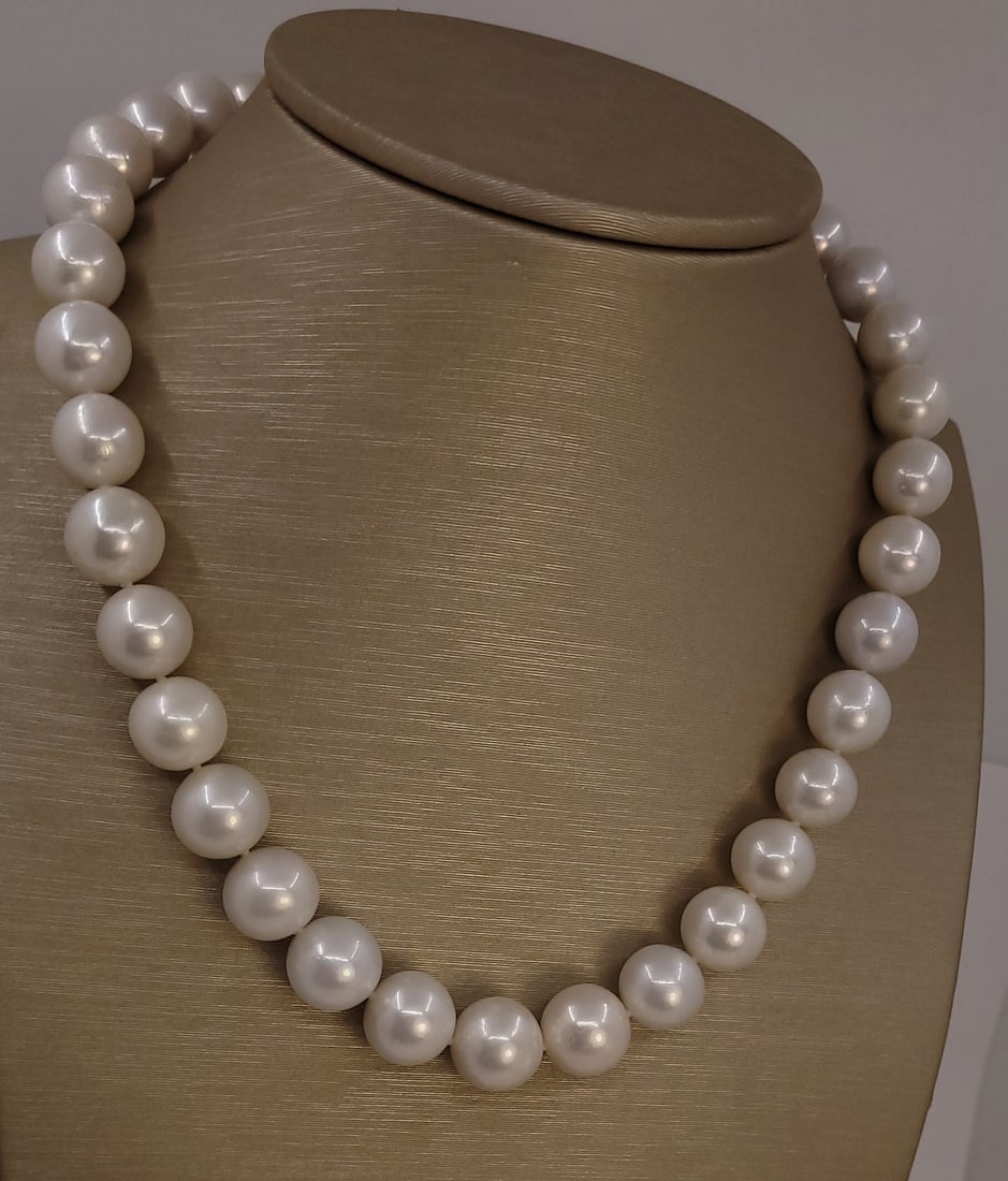 Necklace 11x13mm Round White Edison Pearls - 2