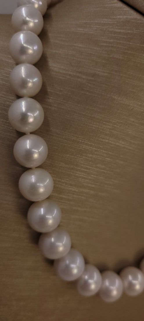 Necklace 11x13mm Round White Edison Pearls - 3