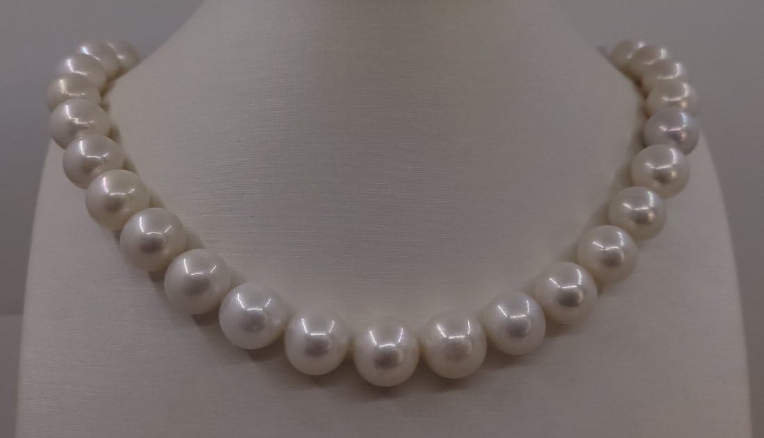 Necklace 11x13mm Round White Edison Pearls - 4
