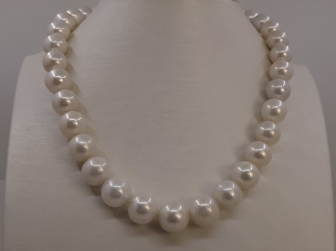 Necklace 11x13mm Round White Edison Pearls - 6