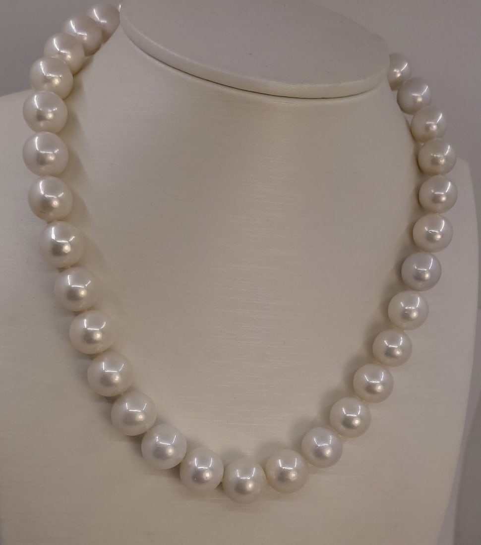 Necklace 11x13mm Round White Edison Pearls - 7