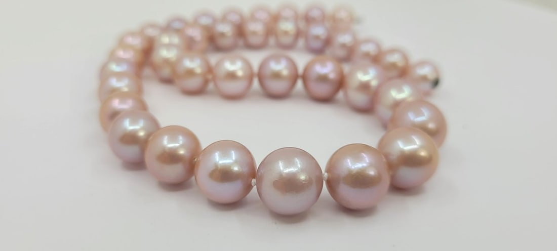 10.5x13.5mm Pink Edison Pearls - 14 kt. White gold - Necklace - 11