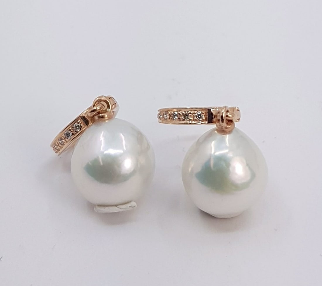 Earrings - 14 kt. Rose gold - 0.09ct. tw. - 10x11mm Edison Pearls - 2