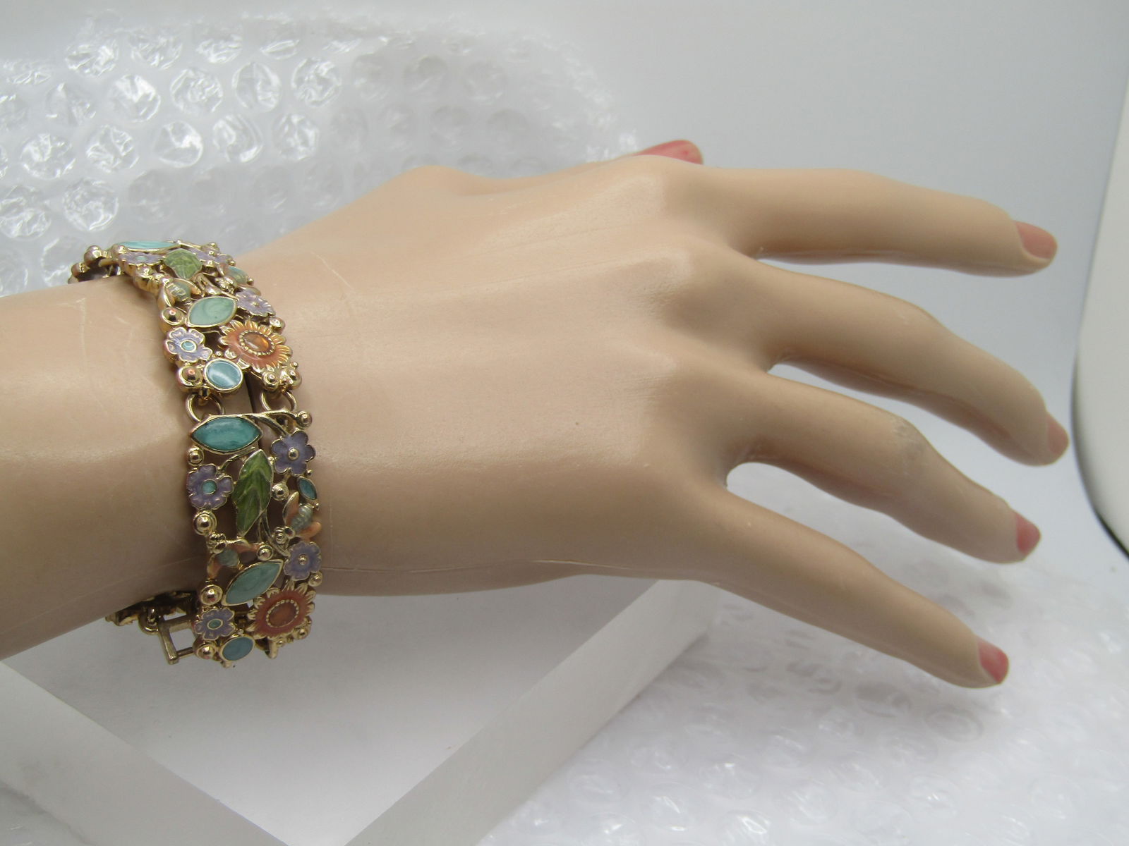 Vintage Enameled Floral Bracelet, 7.25", 1990's. Liz Claiborne - 6