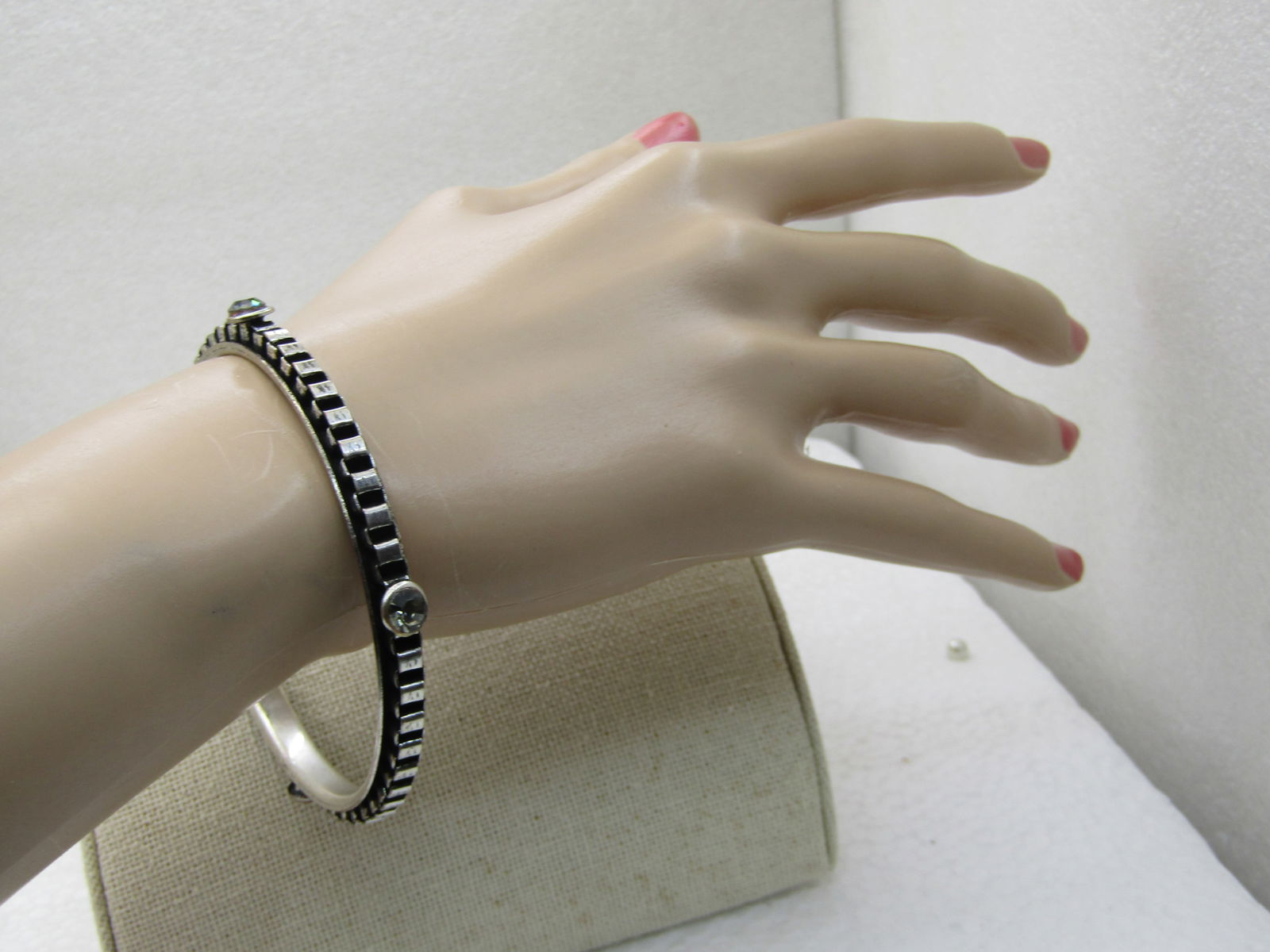 Vintage Box Link & Smoky Rhinestone Bangle Bracelet, 8.25", Silver Tone - 6