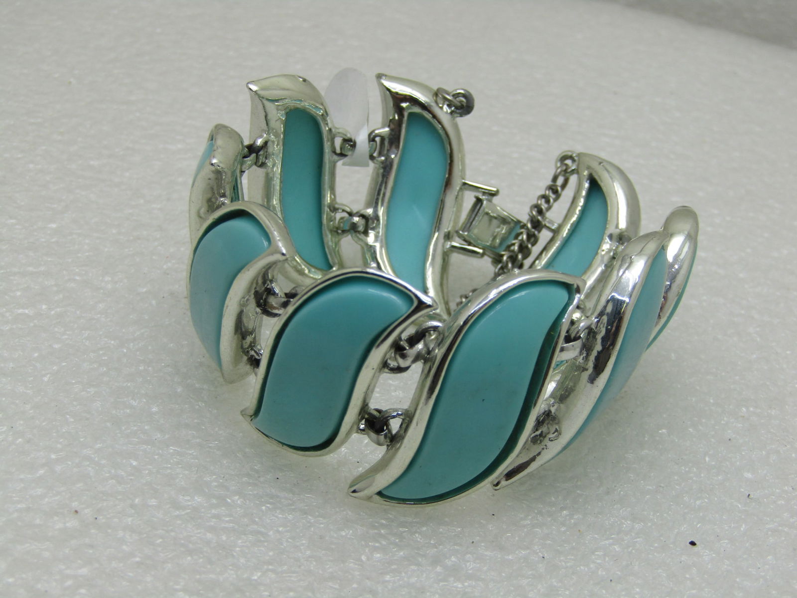 Vintage Teal Lucite Acrylic 1960's Bracelet 7.25" - 3