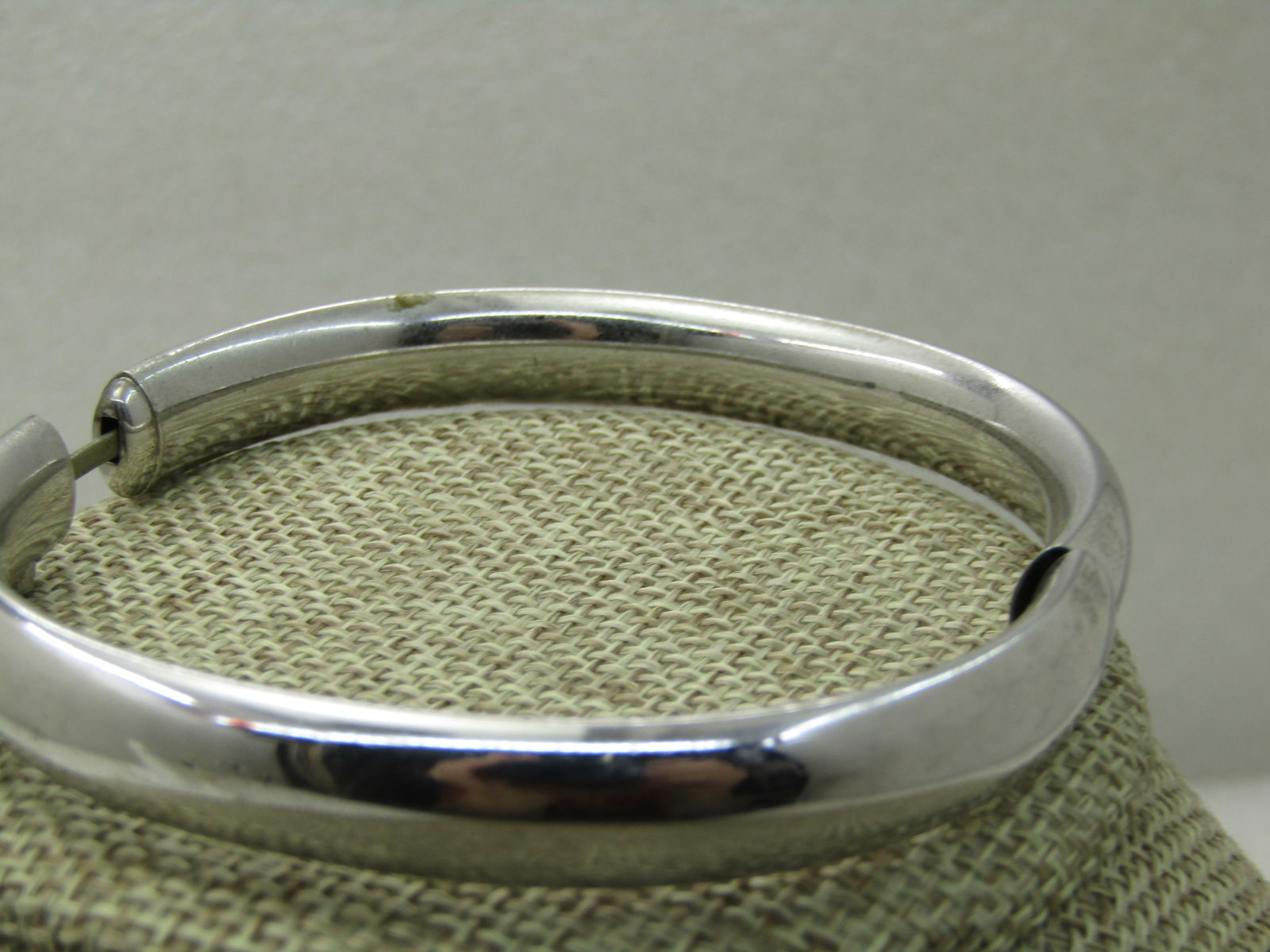 Vintage H.F.B. Sterling Engraved Bangle Bracelet, 9mm, 7.75", Slides Open: Vintage H.F.B. Sterling Engraved Bangle Bracelet, 9mm, 7.75", Slides Open. Weight is appx. 13.80 gr. 1940's-1950s. HFB is Henry F. Barrows which started in 1853 in Attleboro, Mass. The bracelet has a