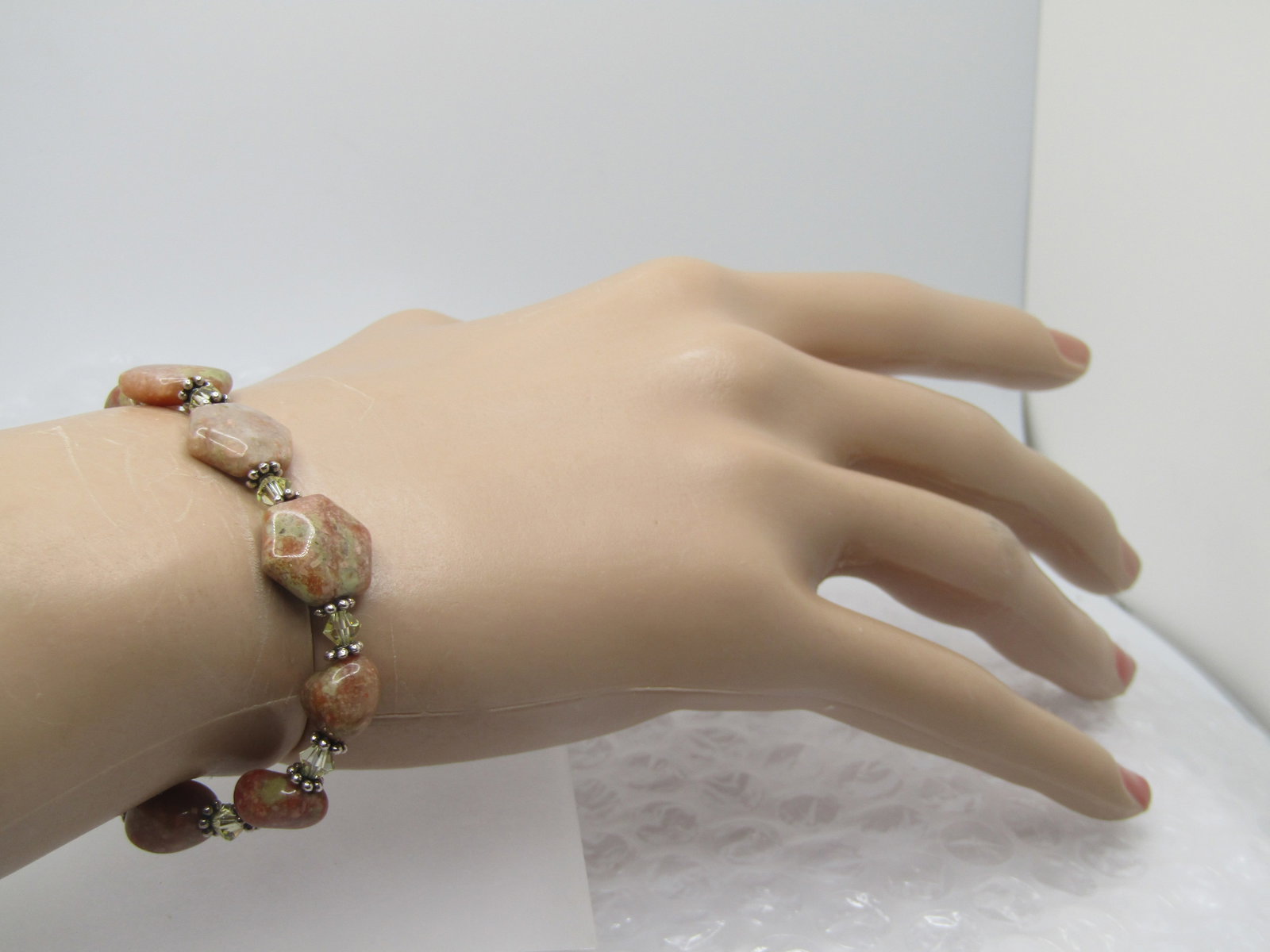 Polished Agate Bracelet, Toggle Clasp, 7.5" Southwestern Themed - 5