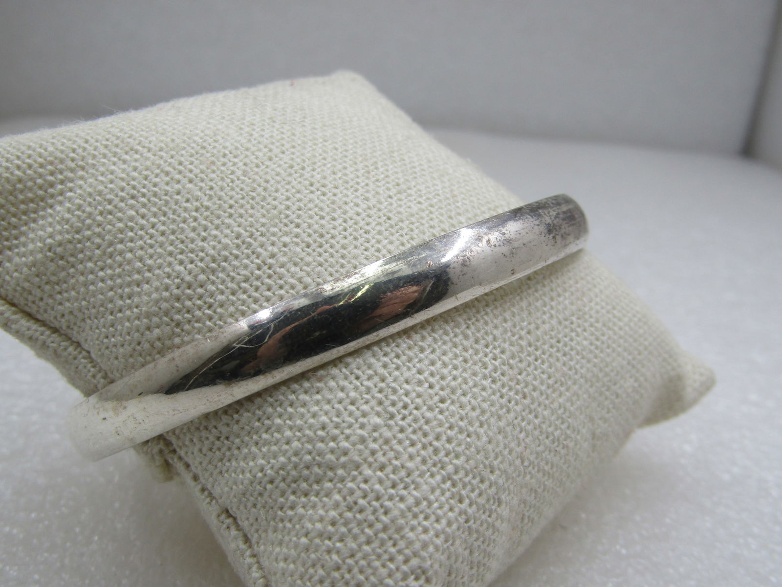 Vintage Silver Bangle Bracelet, 8.25", 6.5mm - 2