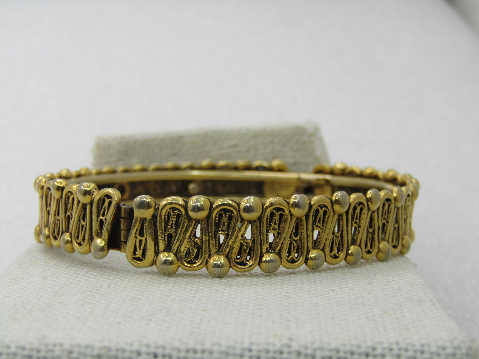 Vintage Gold Tone Hinged Bangle Bracelet, 7", 1960's - 3