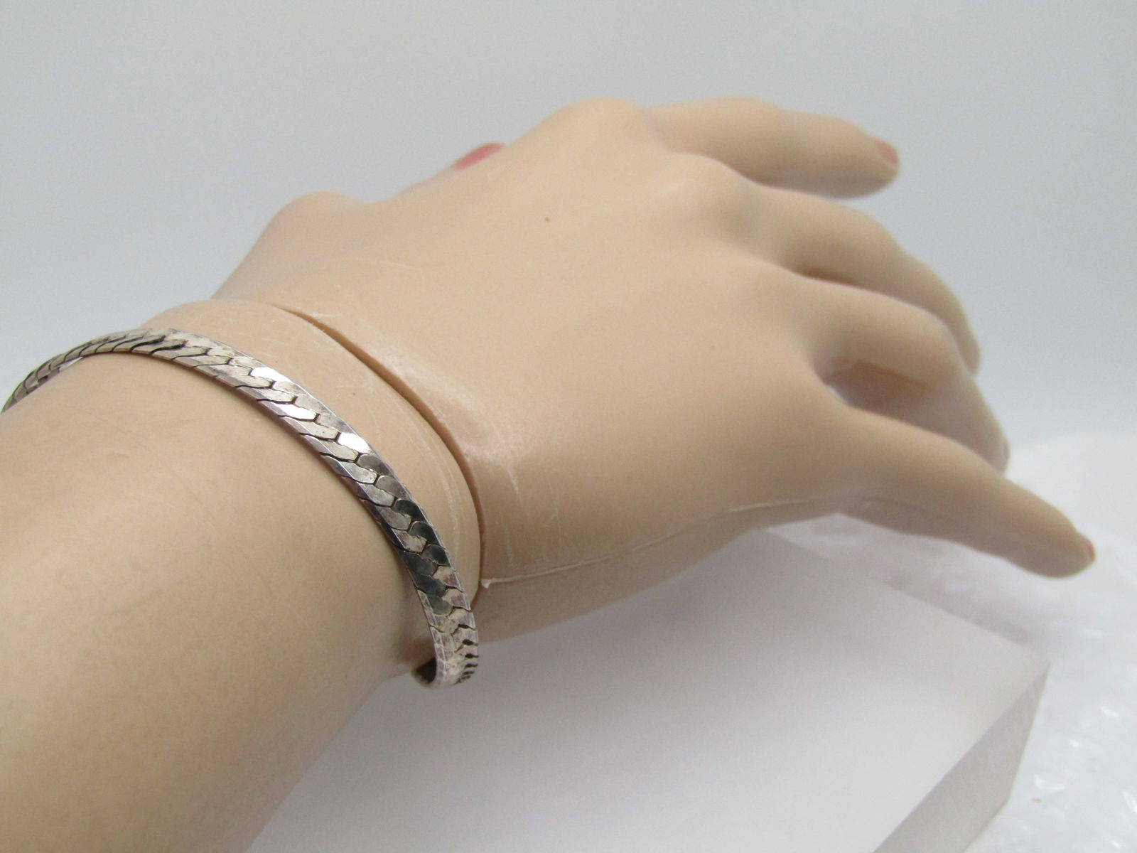 Vintage Sterling 5mm Herringbone Bracelet, 8", Signed, Unisex - 5