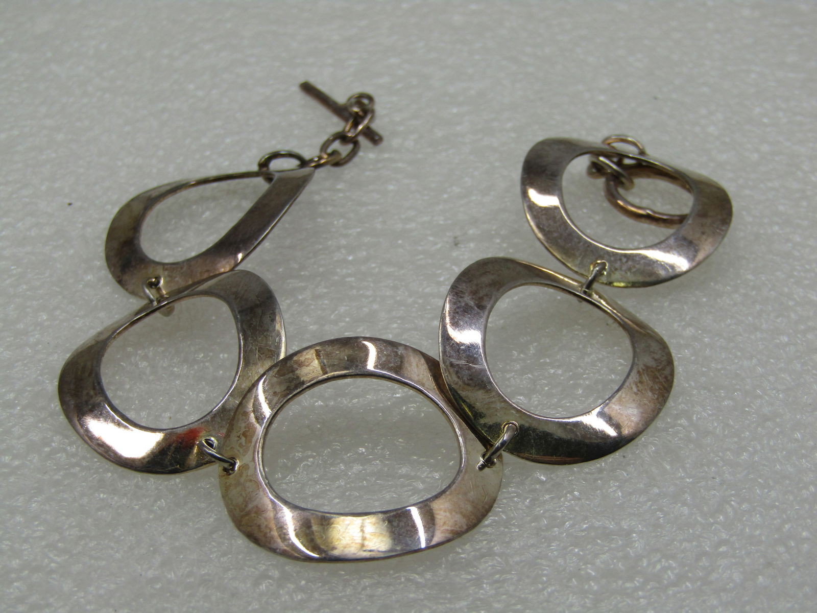 Silver Hammered Wide Oval Linked Bracelet, 7.5", Toggle Clasp - 2