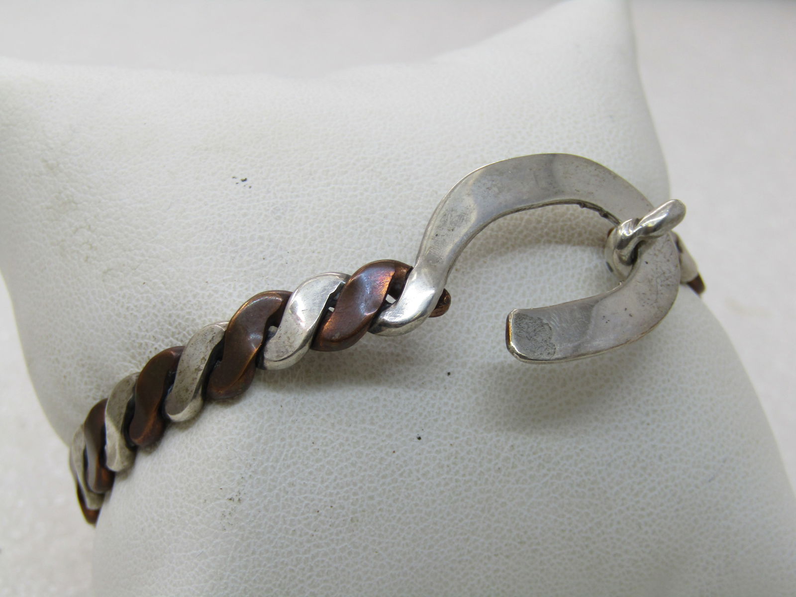 Vintage Sterling & Copper Bangle Bracelet, 7.5", Hook buckle clasp. - 4