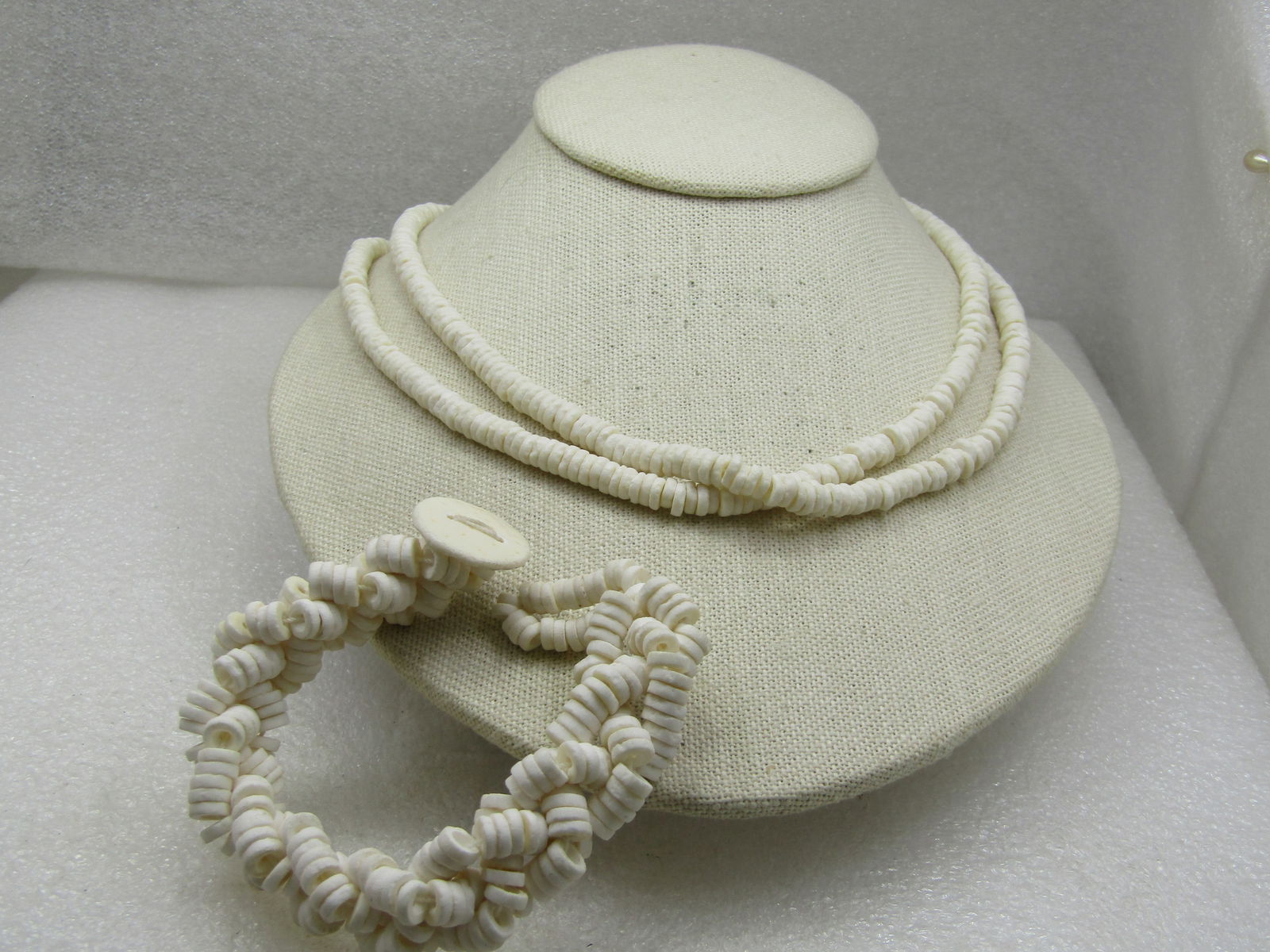 Vintage White Puka Like Necklace & Bracelet Set, 19" and 7.75" - 2