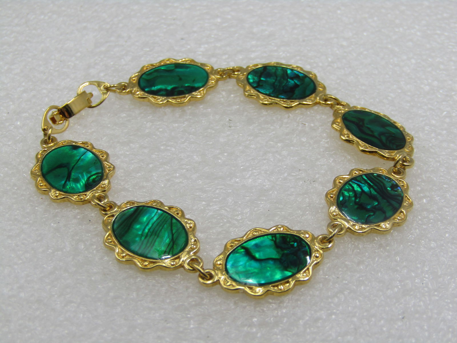 Vintage Green Simulared Paua Shell Bracelet, 8", 1960's-1970's - 3