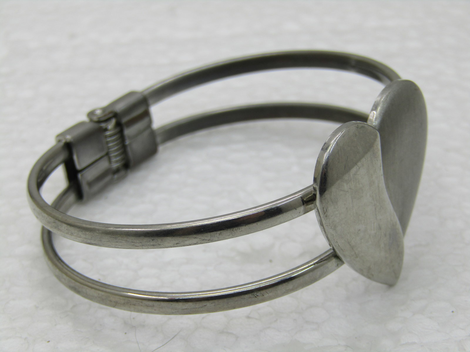 Vintage Premier Designs Heart Clamper Bracelet, 7", Silver Tone - 3