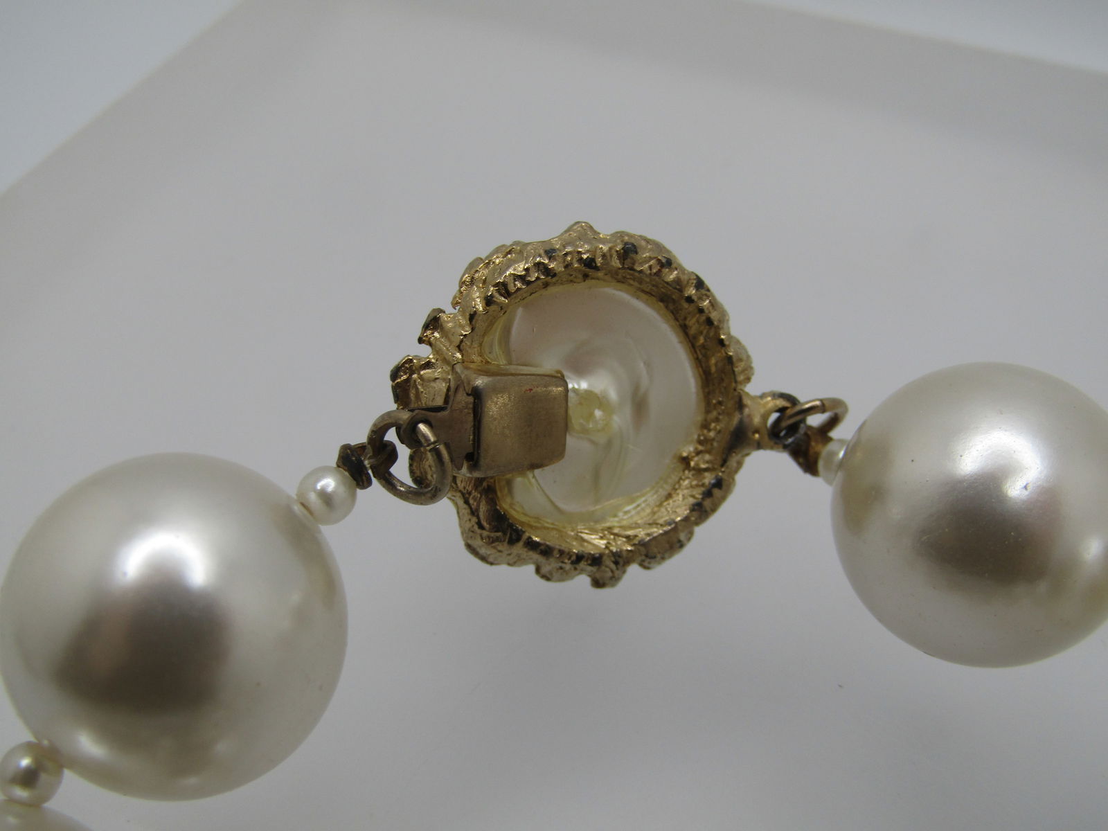 Vintage Chunky Faux Pearl Necklace, 24", Box Clasp, 1950's-1960's - 4