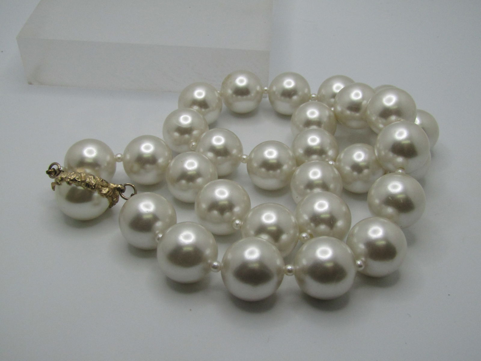 Vintage Chunky Faux Pearl Necklace, 24", Box Clasp, 1950's-1960's - 6