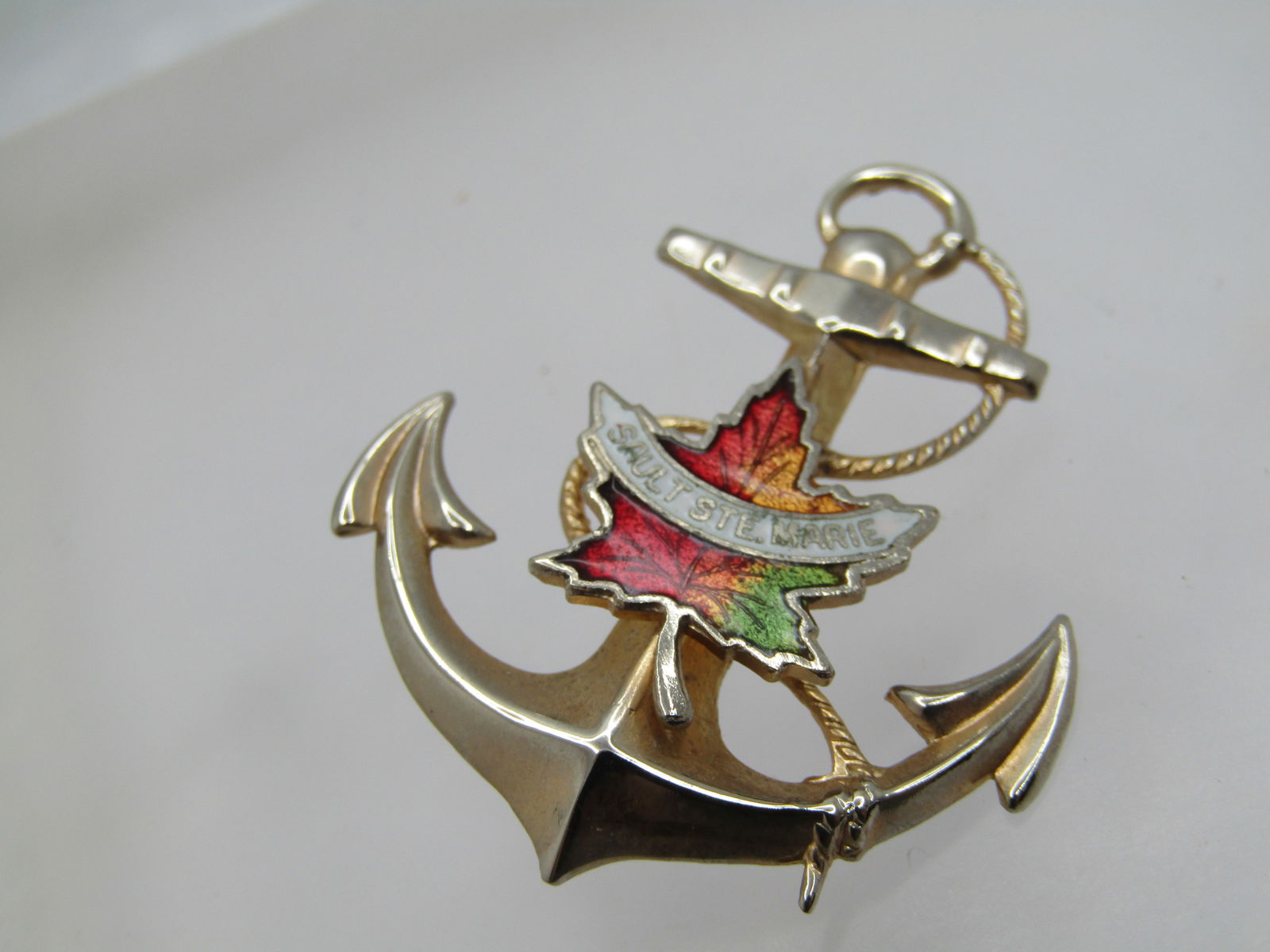 Vintage Sault Ste. Marie Canadian Anchor & Leaf Brooch, 1960's-1970's - 4