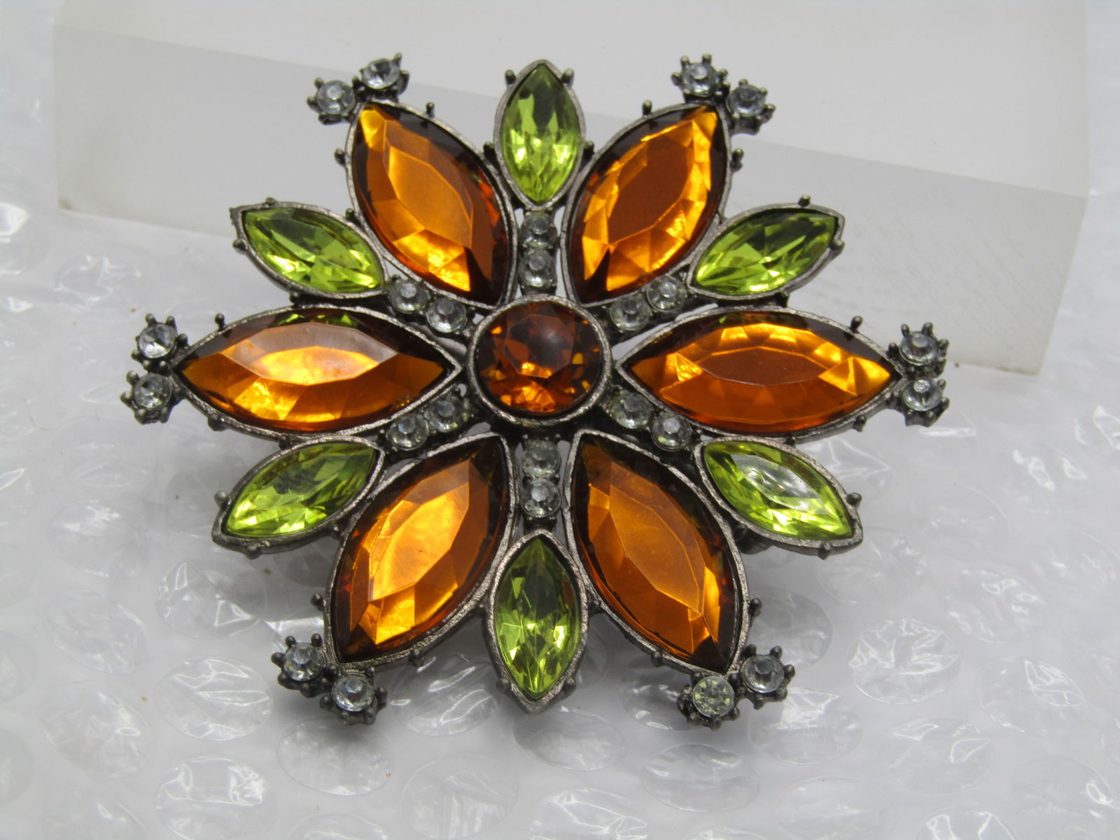 Vintage Green/Amber RS Clip, 3" Blossom - 2