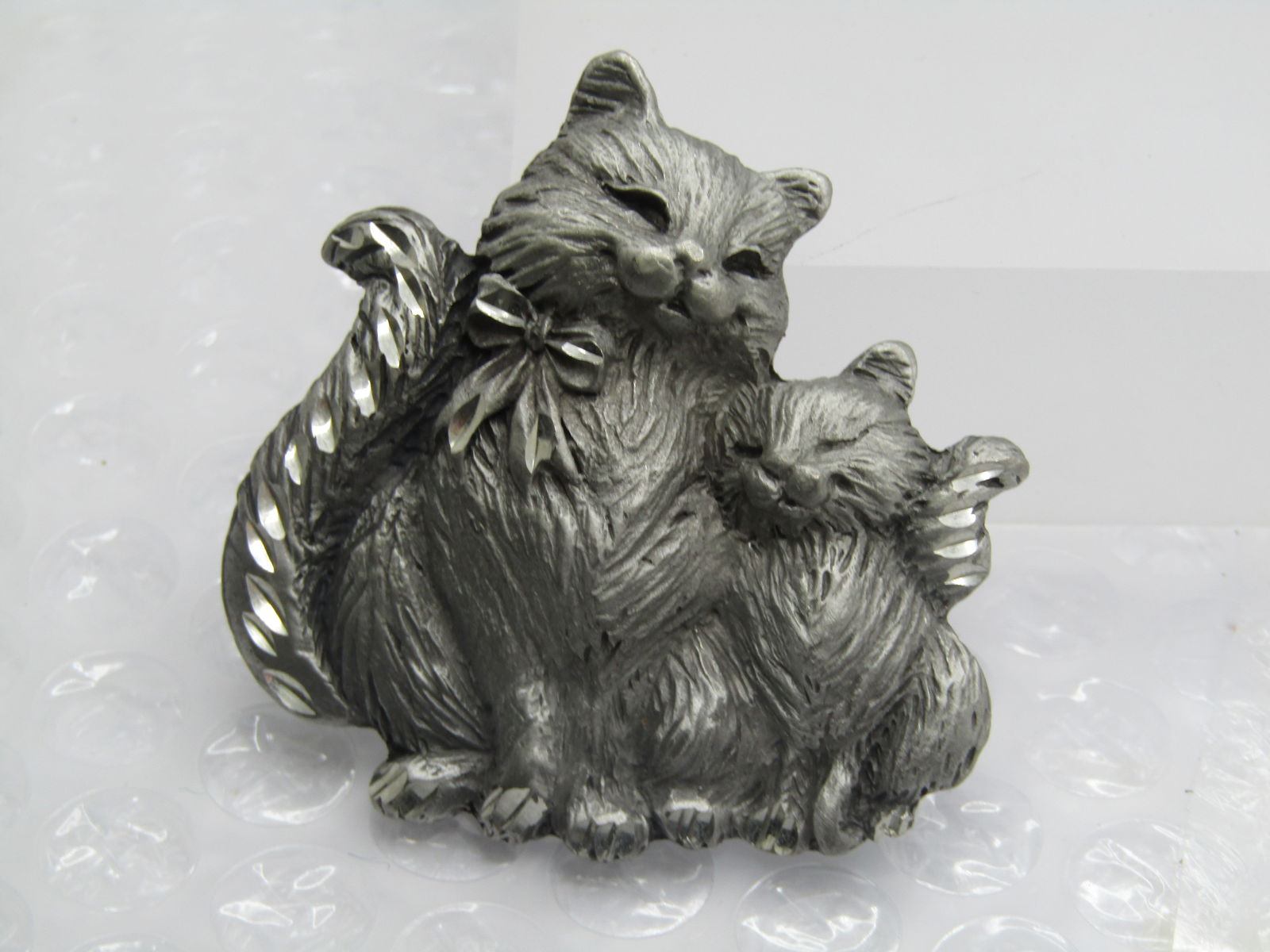 Vintage Mom & Kitten Pewter Brooch, Signed SP Antiques - 2