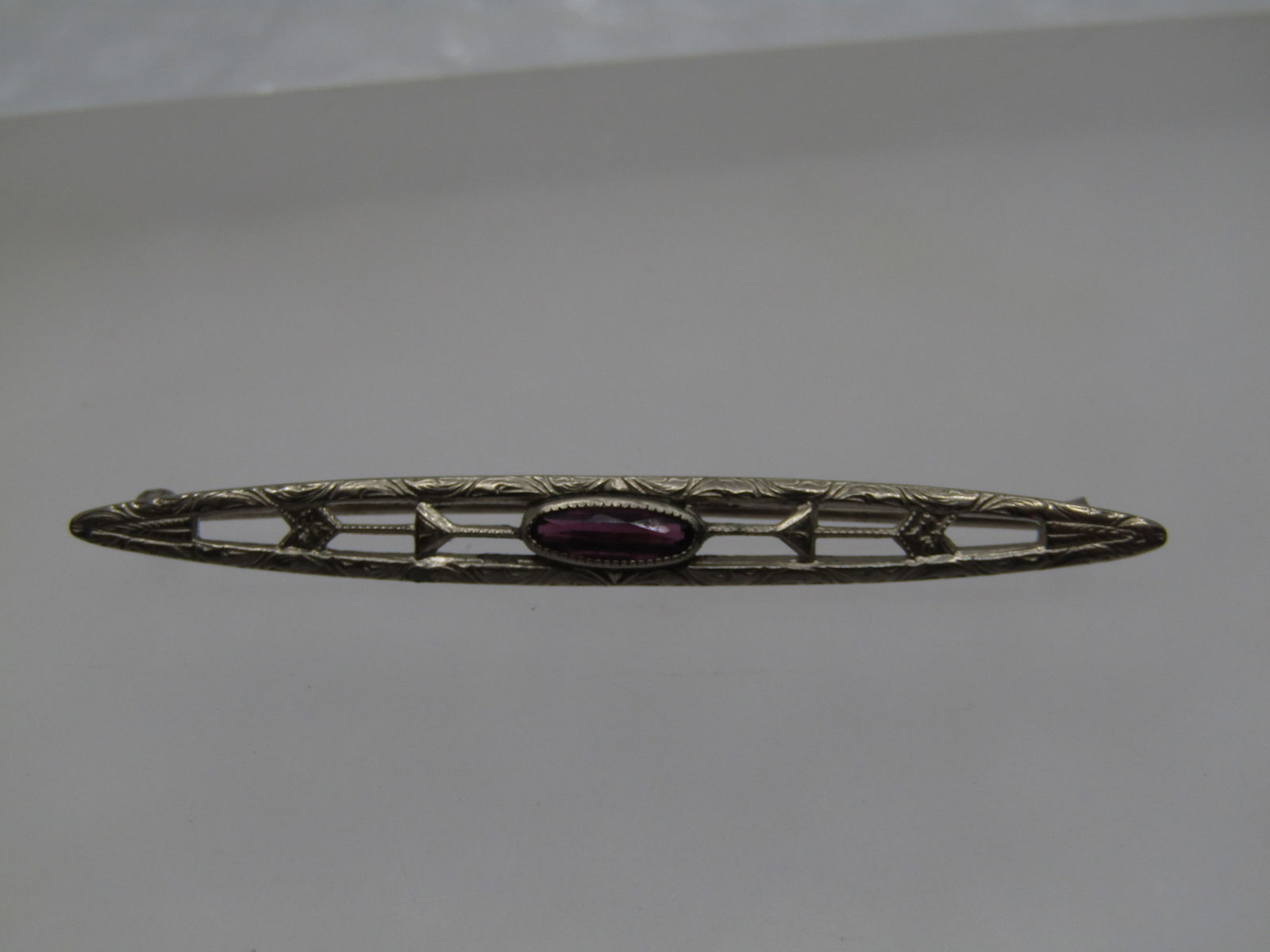Vintage Pointed Bar Brooch, Purple Stone, 2.25" Signed G.T. - 4