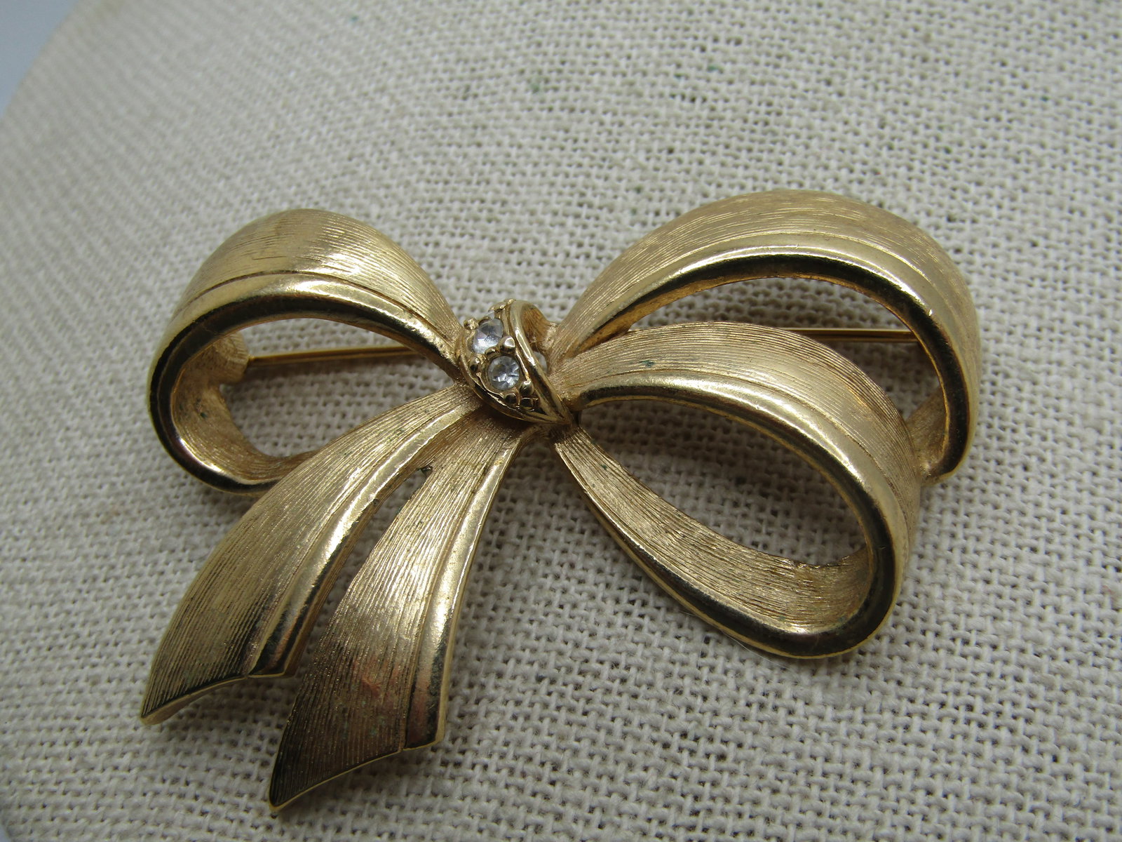 Vintage Avon Looped Bow Brooch, Rhinestones, 1970's - 3