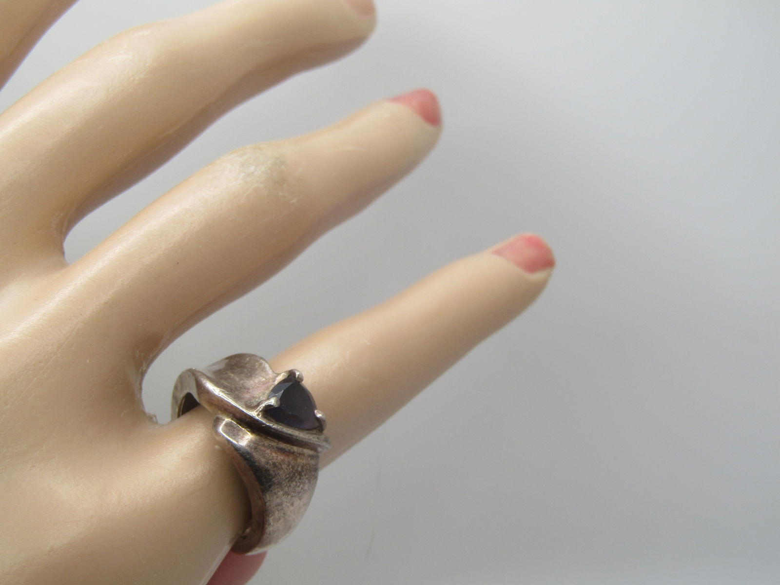 Vintage Sterling Blue Stone Ring, Sz. 5.5, Triangular - 7