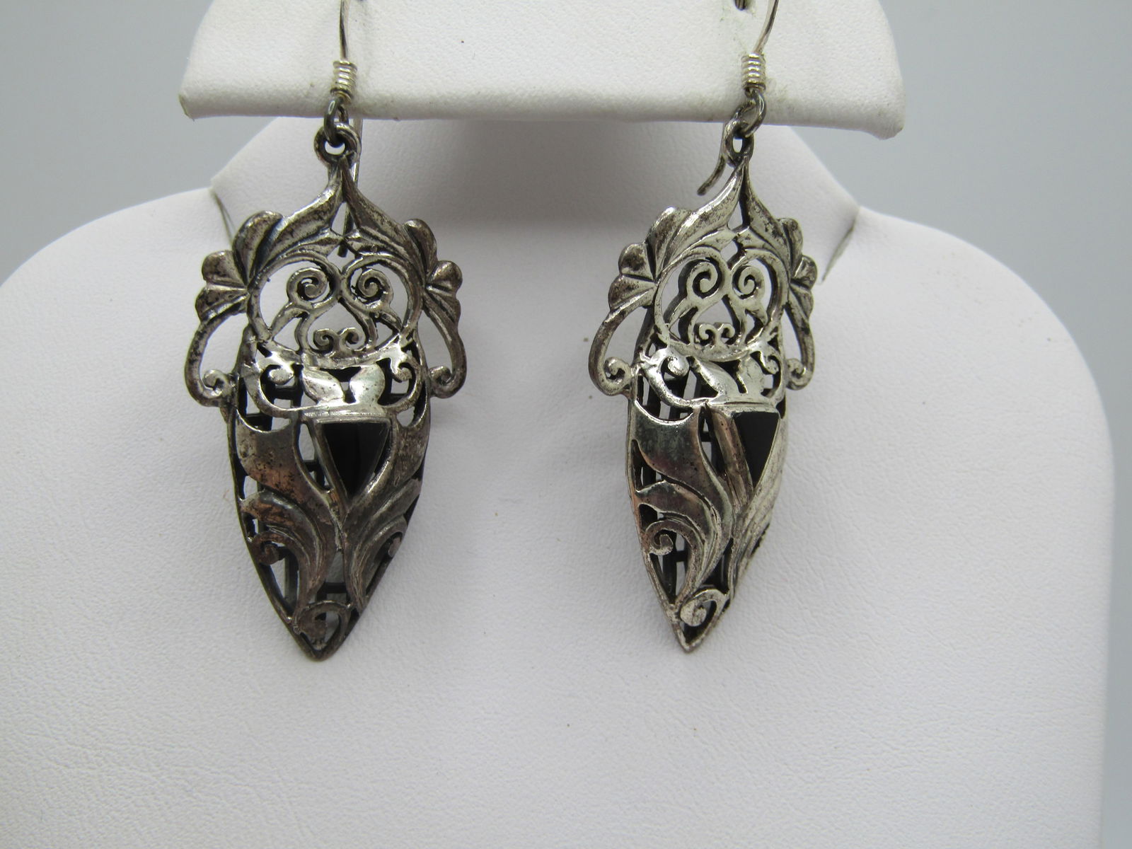 Vintage Sterling Onyx Scrolled Earrings, Pierced, 1980's-1990's - 6