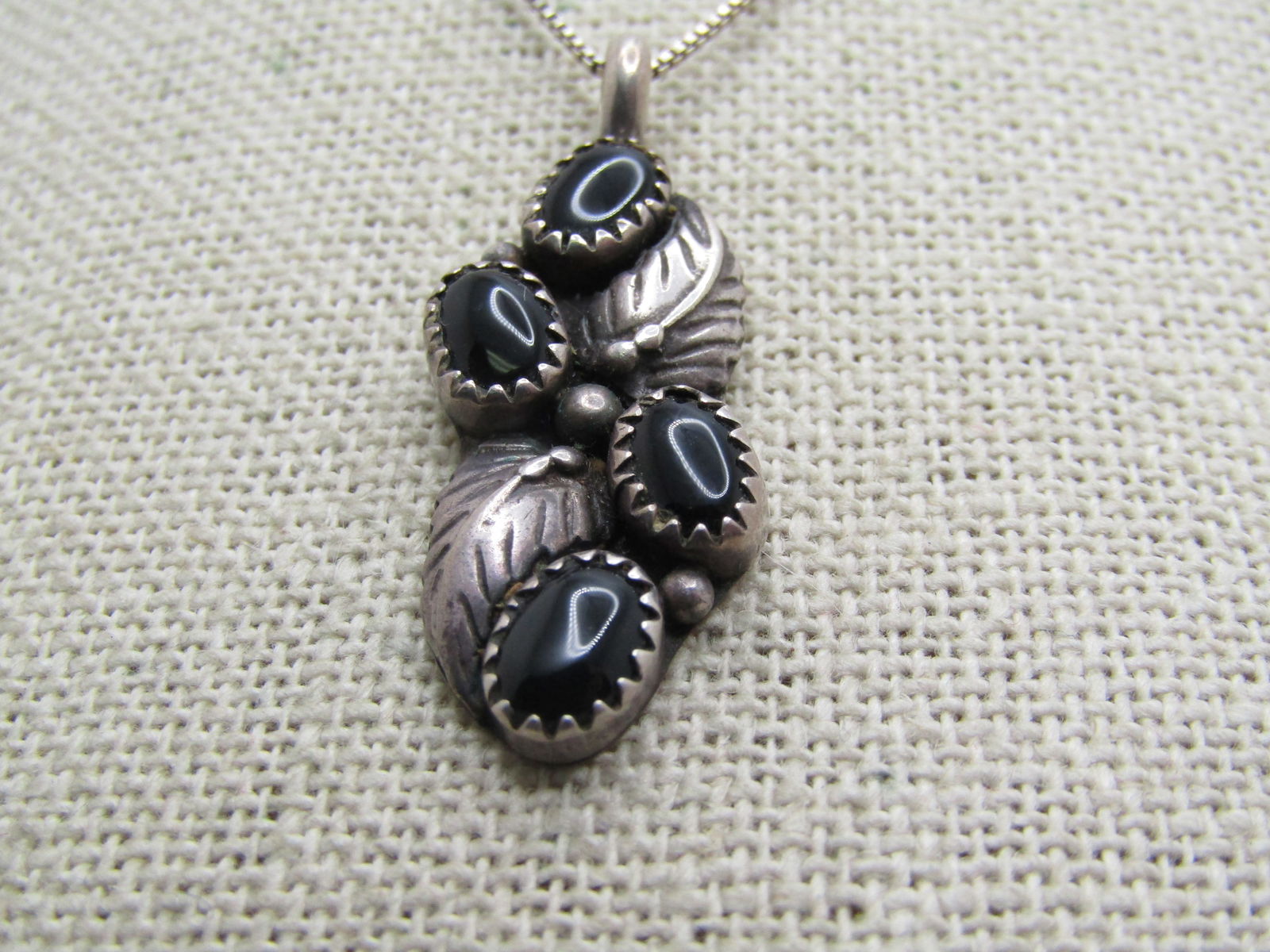 Vintage Sterling Southwestern Onyx Feather Necklace, 18", Signed Marsala - 4