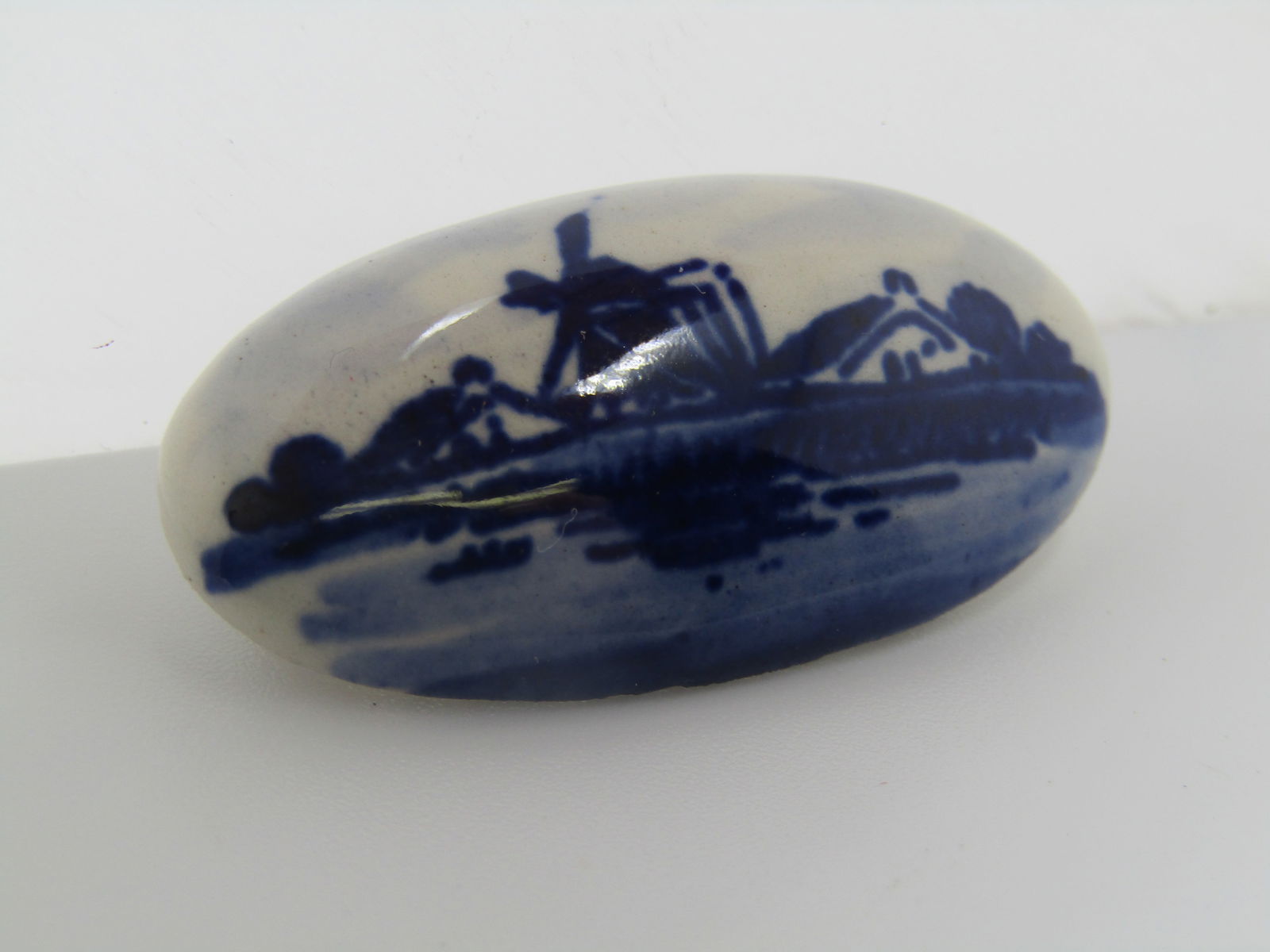 Vintage Delft Holland Windmill Village Brooch, 1.5", 1950's-1960's - 2