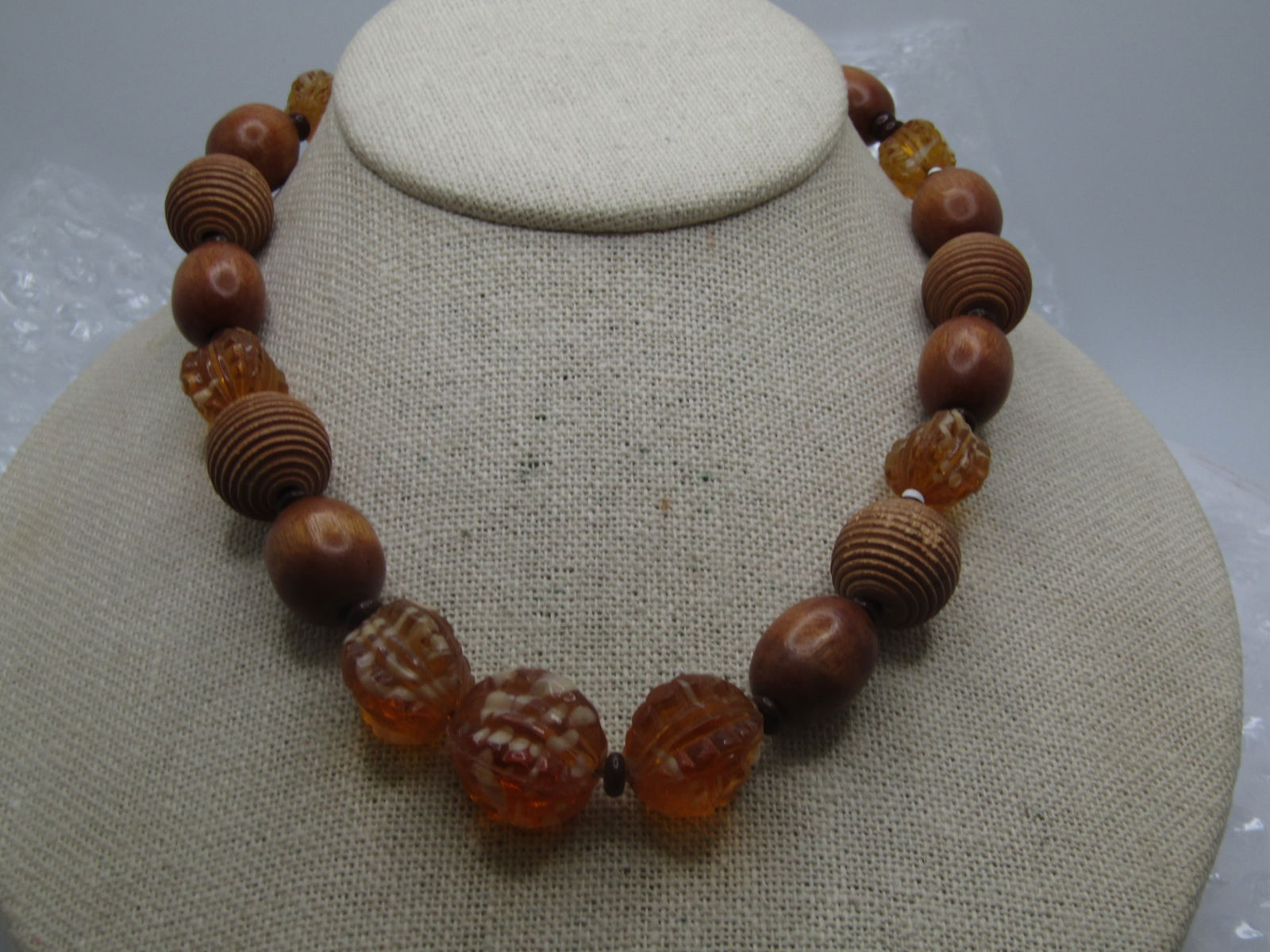 Vintage 1930's Wood & Glass Beaded Necklace, 16" - 2