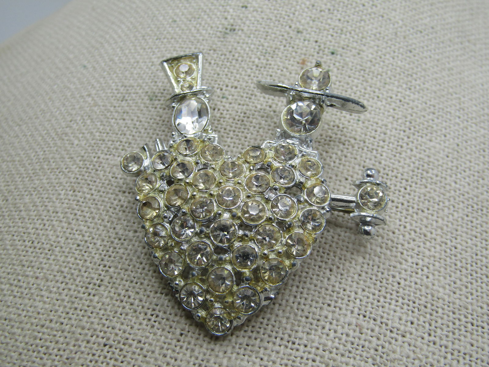 Vintage Rhinestone Heart Bride/Groom Honeymooner Brooch, 1940's - 2