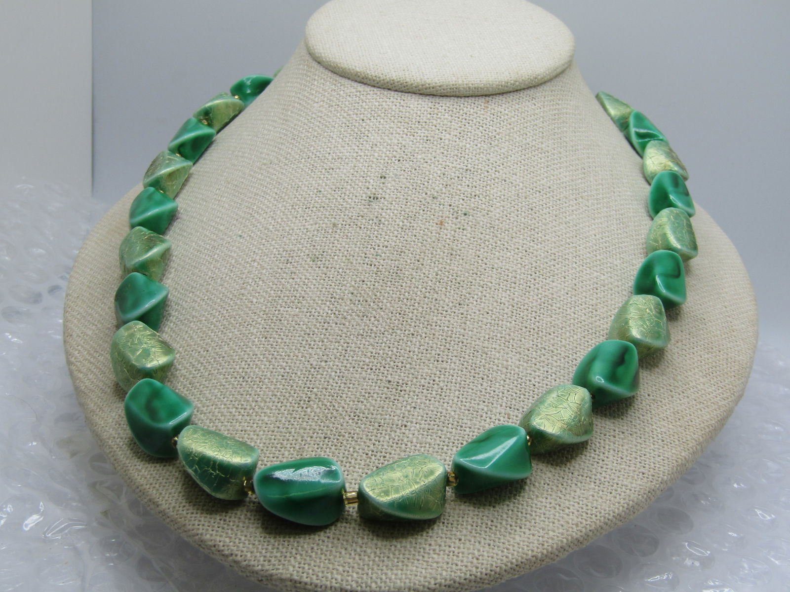 Vintage Green & Gold Accented Beaded Necklace, Japan, 1940's-1950's, 20" - 3