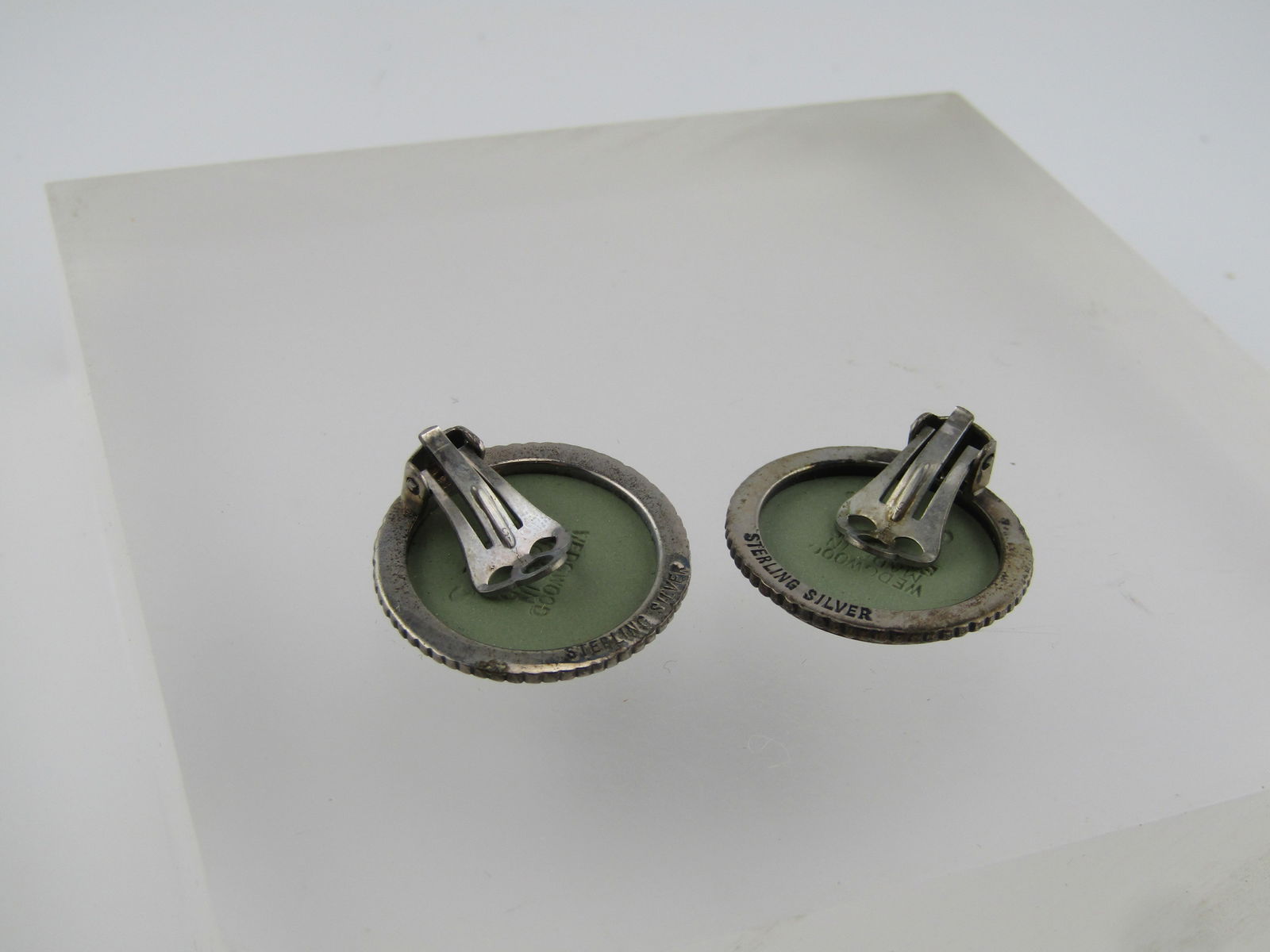 Vintage Sterling Green Wedgwood Cameo Earrings, Clip, Original Box, 1950's-1960's - 4