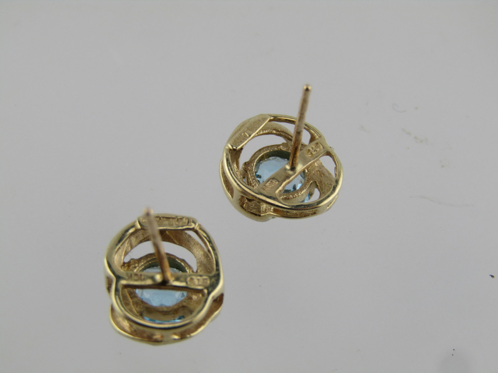 Vintage 10kt Topaz Earrings, Pierced, Studs, 1980's-1990's - 5