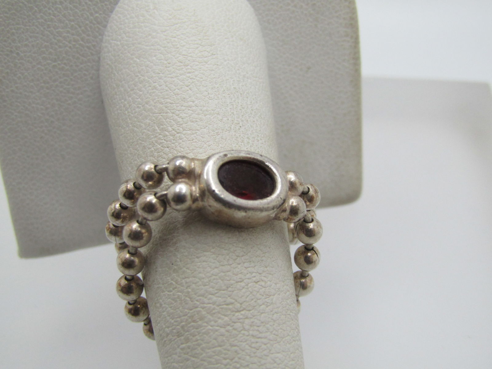 Vintage Sterling Garnet Chain Band Ring, Sz. 8. - 3