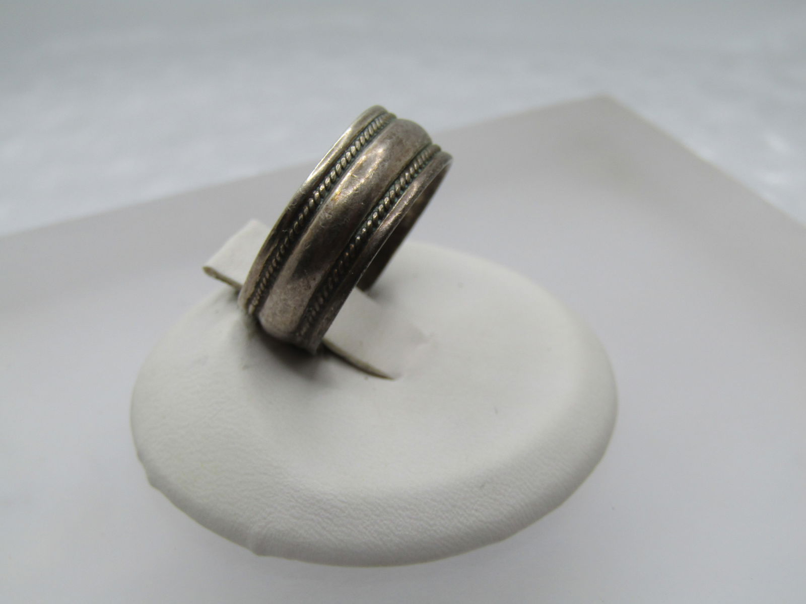 Vintage Sterling Domed Band Ring, Sz. 8, Unisex, 1970's-1980's - 2