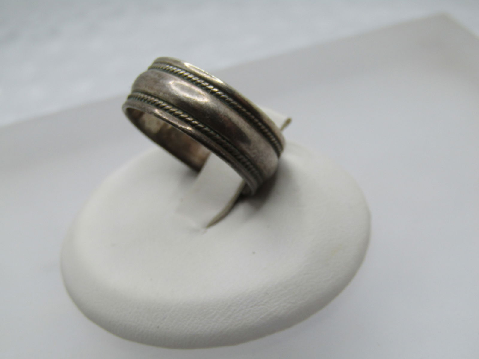 Vintage Sterling Domed Band Ring, Sz. 8, Unisex, 1970's-1980's - 3