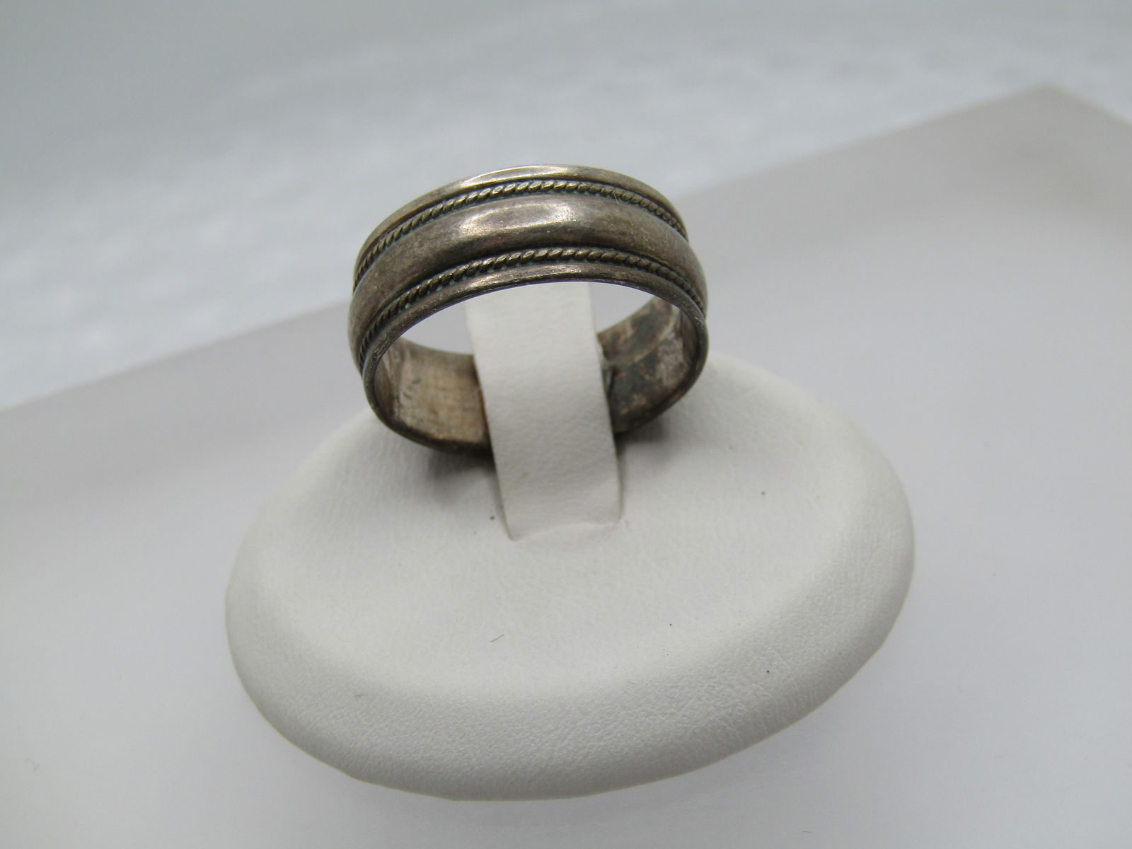 Vintage Sterling Domed Band Ring, Sz. 8, Unisex, 1970's-1980's - 4