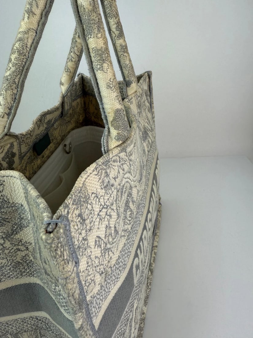 CHRISTIAN DIOR Canvas Embroidered Medium Dioriviera Grey Book Tote - 16