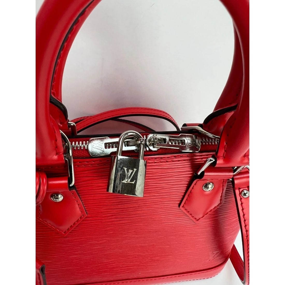 LOUIS VUITTON Alma BB Epi Coquelicot Shoulder Bag - 10
