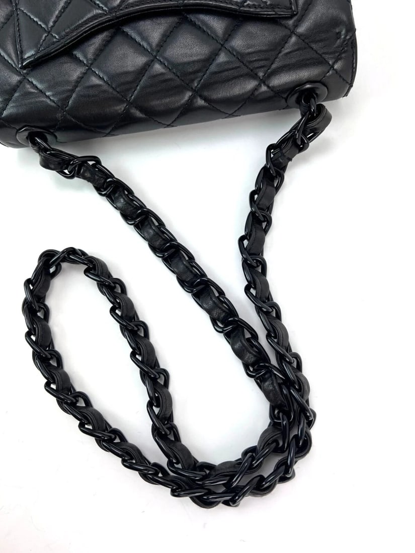 Chanel Vintage Quilted Lambskin Black Resin Chain Small Classic Single Flap - 14