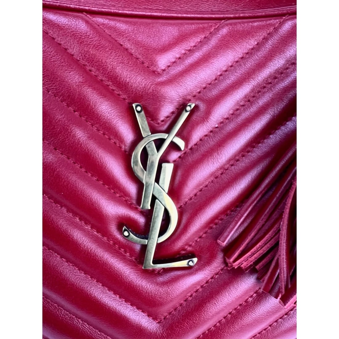 YVES SAINT LAURENT Matelasse Calfskin Lou Camera Red Crossbody Bag - 10