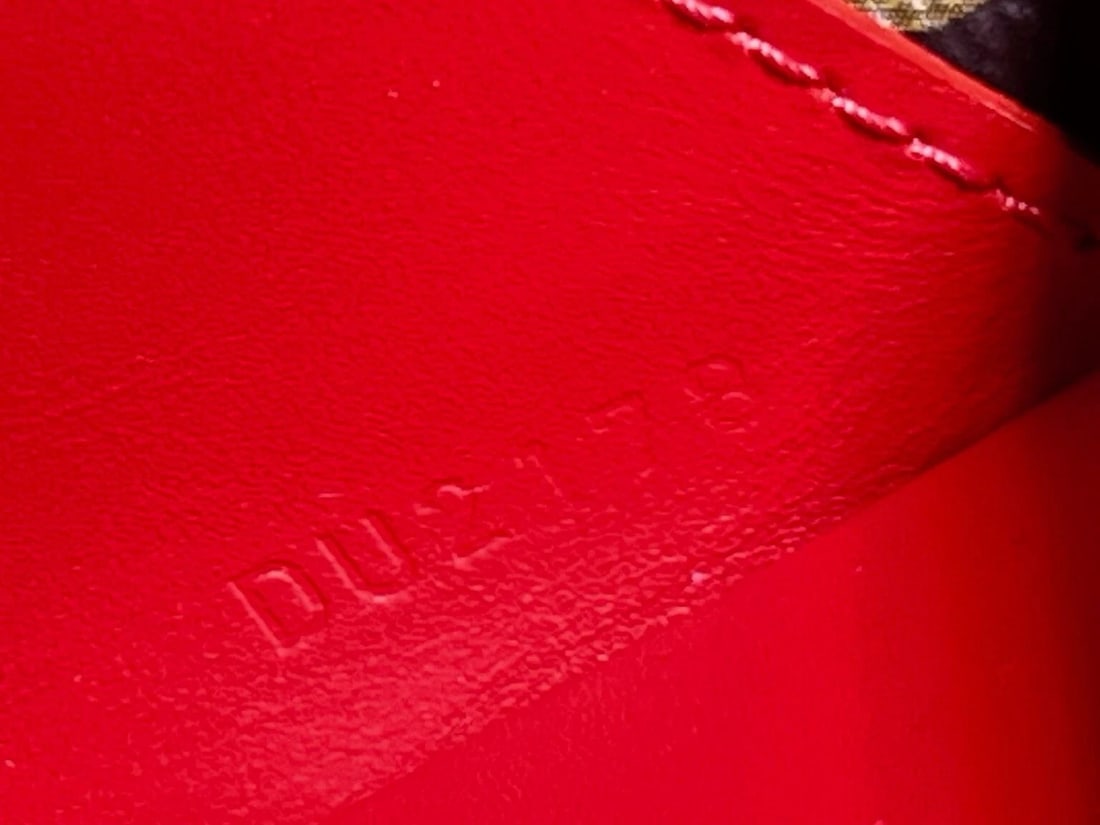 Louis Vuitton Petite Malle Patches Monogram Crossbody Clutch Bag - 8