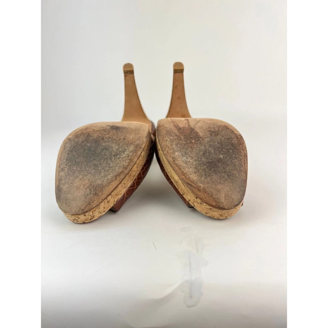 Oscar de la Renta Peep Toe Crocodile Cork Heel Shoe - 10